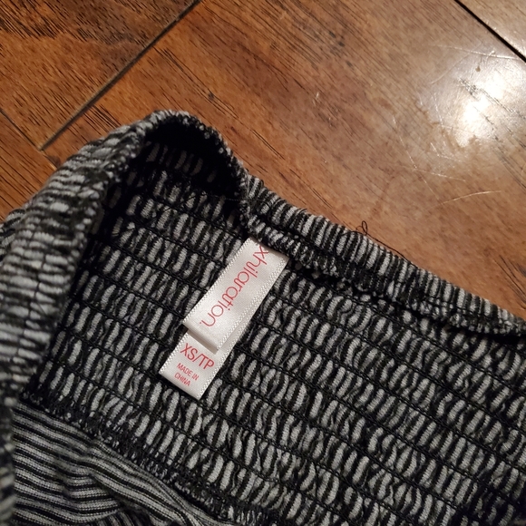 Striped High Low Skirt - Picture 4 of 4